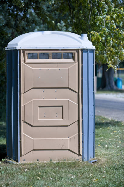 Portable Toilet Options We Offer in Justice, IL