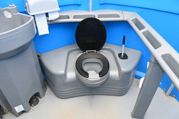 Best Construction site porta potty rental  in Justice, IL